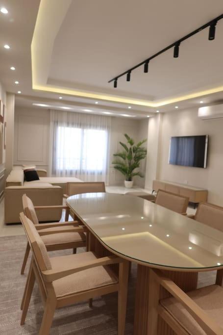 Luxury 3 Bedroom By A1 435-203 Apartment *