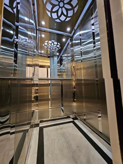 Luxury 3 Bedroom By A1 435-203 Cairo