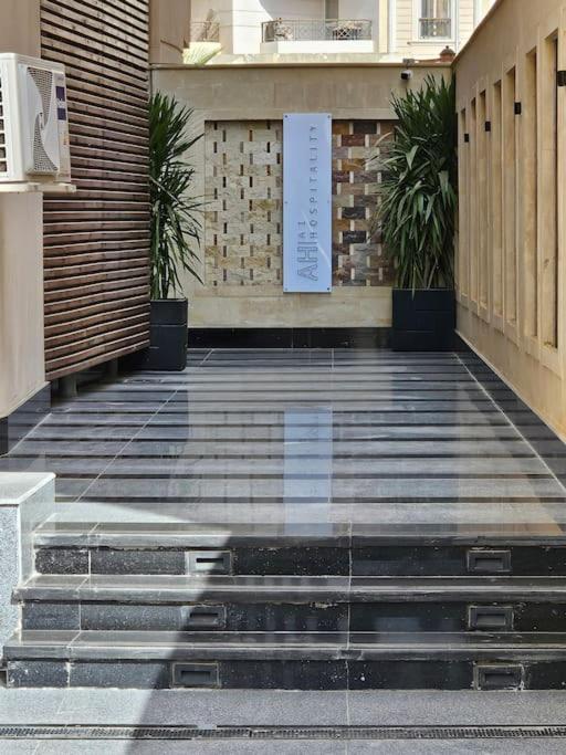 Luxury 3 Bedroom By A1 435-203 *