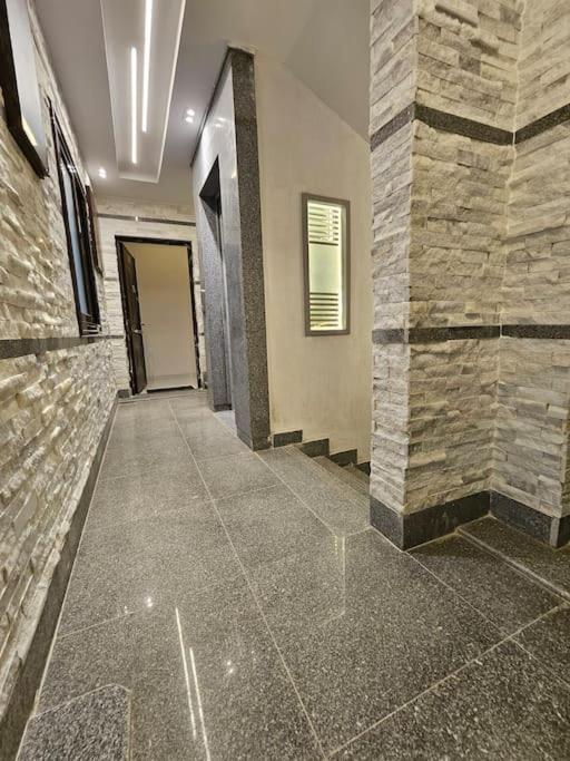 Luxury 3 Bedroom By A1 435-203